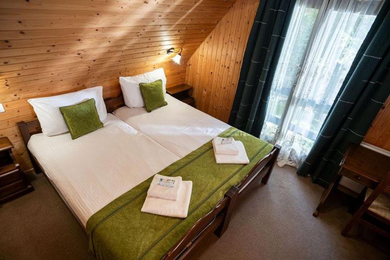 Pristava Lepena Village Eksteriør bilde
